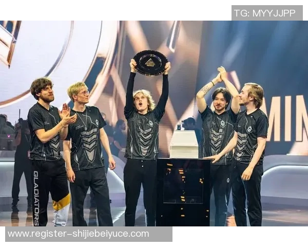 世界杯新闻对话杨芳：回顾DOTA2职业生涯的挑战与成就